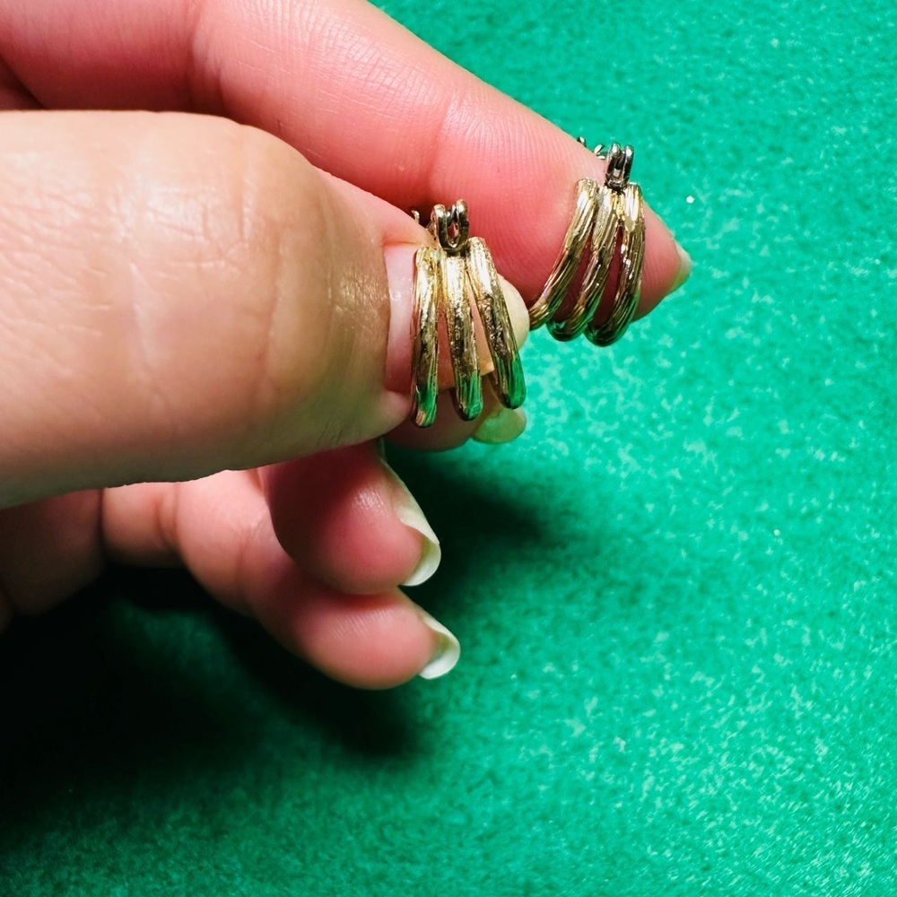 Gold Textured Hoop Earrings with Sculptural Design - Picture 2 of 2